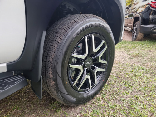 T8 2.0 Intelligent 4X4 Dob Cabina 2025