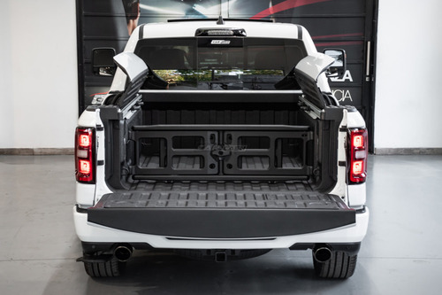 RAM 1500 3.0 Laramie Nigth Edition 4X4 At8 2025