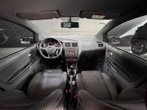 Volkswagen Suran 1.6 CROSS HIGHLINE L15 2015