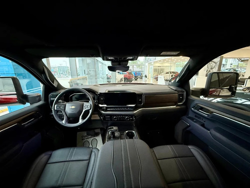 Chevrolet Silverado 5.3 V8 High Country 2025