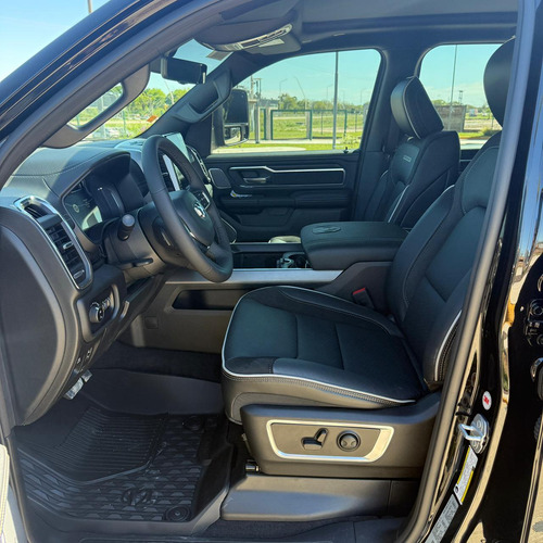 RAM 1500 3.0 Laramie Nigth Edition 4X4 At8 2025