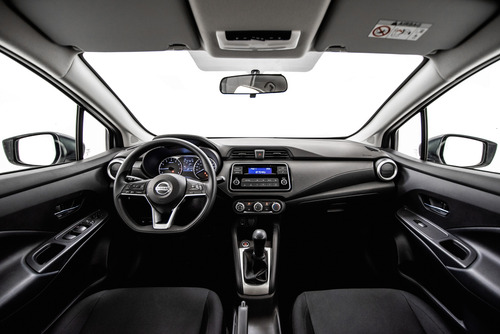 Nissan Versa 1.6 Sense 2025