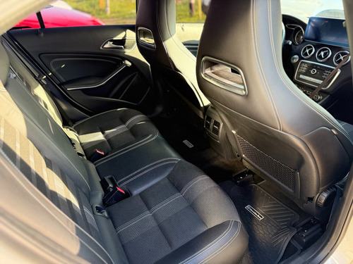 Mercedes-Benz Clase A 1.6 A200 Urban 156cv B.efficiency 2017