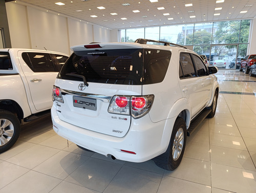 Toyota SW4 3.0 Srv Cuero I 171cv 4x4 2012