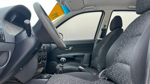 Fiat Siena 1.4 Attractive C/alarma Rstii 2011