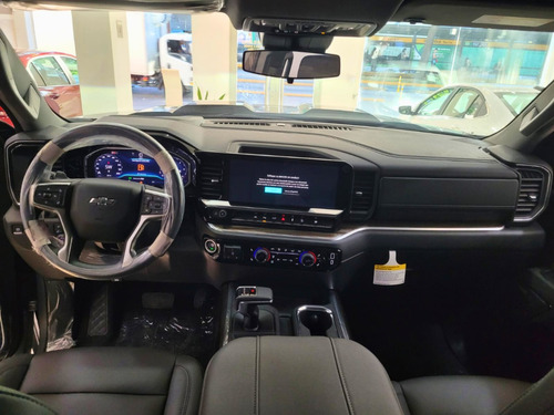 Chevrolet Silverado 5.3 V8 4X4 Z71 TRAIL BOSS AT10 2026