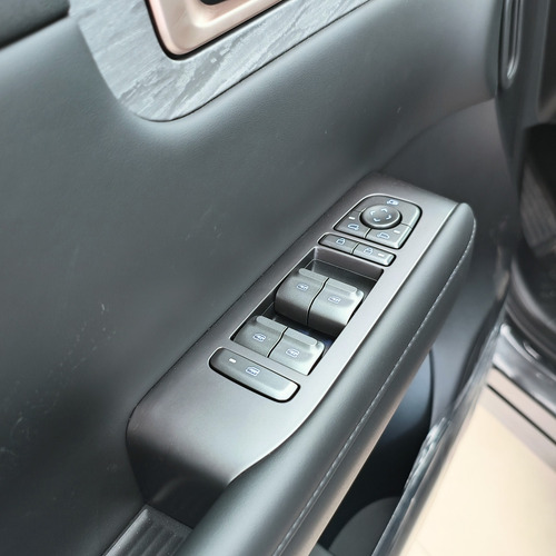 Chevrolet Captiva phev 1.5 Phev Premier 2026