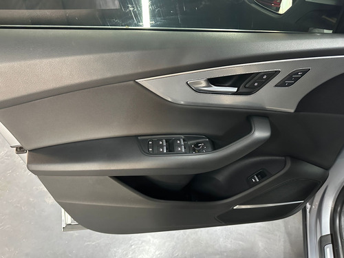 Audi Q8 55 TFSI QUATTRO 2021