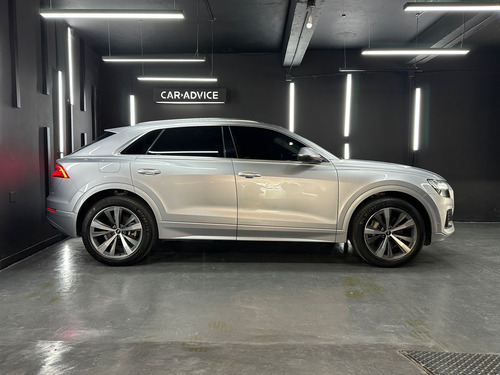 Audi Q8 55 TFSI QUATTRO 2021