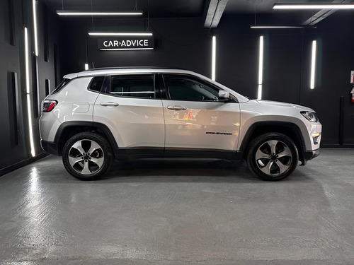 Jeep Compass 2.4 LONGITUDE PLUS AT9 L17 2018