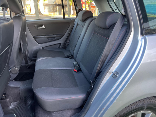 Volkswagen Suran 1.6 Comfortline 101cv 2013