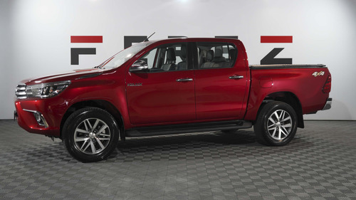 Toyota Hilux Pick-Up 2.8 Cd Srx 177cv 4x4 At 2017