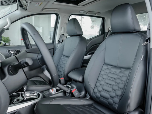 Nissan Frontier 2.3bt Platinum 4x4 At L22 2025