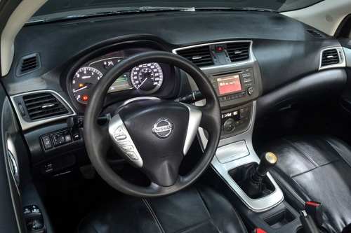 Nissan Sentra 1.8 Advance Pure Drive 2015