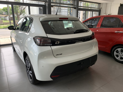 Peugeot 208 1.6 Allure Pack 2025