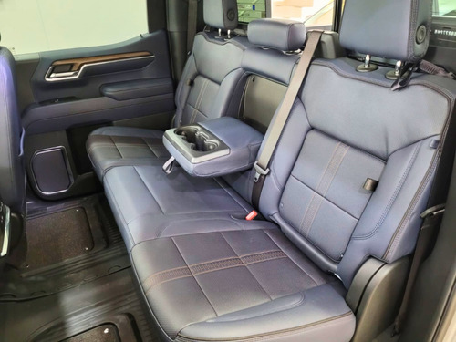 Chevrolet Silverado 5.3 V8 4X4 HIGH COUNTRY AT10 2026