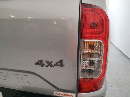 Nissan Frontier 2.3t S 4x4 Mt L22 2025