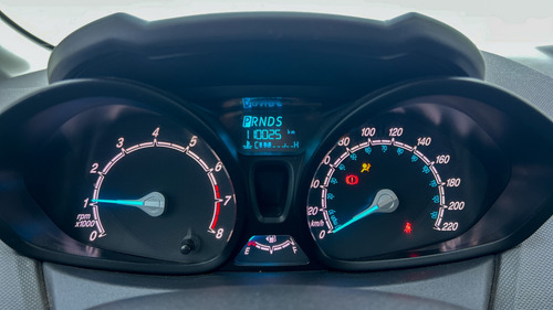 Ford Fiesta Kinetic 1.6 Se Powershift 120cv 2016
