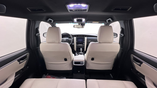 Toyota Hilux SW4 2.8 Tdi Diamante Ii 4x4 7as 6at 2022