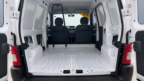 Citroën Berlingo Furgon 1.6 Bussines Hdi 92cv 2023