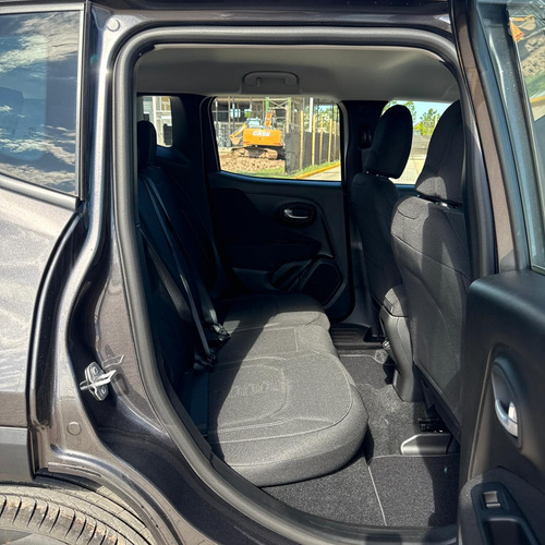 Jeep Renegade 1.8 Sport At6 2025