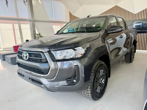 Toyota Hilux Pick-Up 2.4 Cd Sr 150cv 4x2 2025