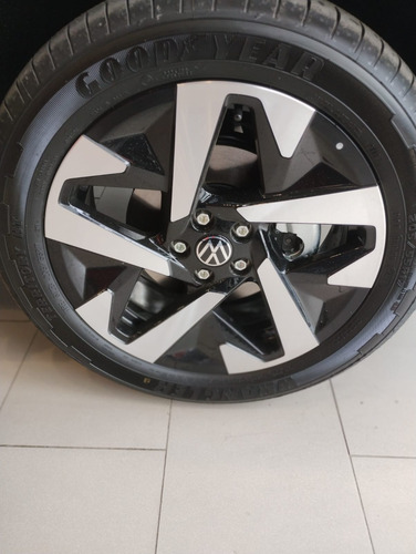 Volkswagen Tera 1.0T 170 Tsi Outfit At 2025