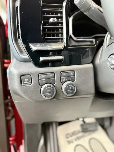 Chevrolet Silverado 5.3 V8 High Country 2025