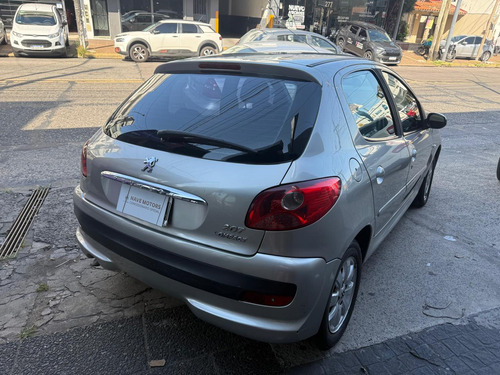 Peugeot 207 1.4 Xs 2010
