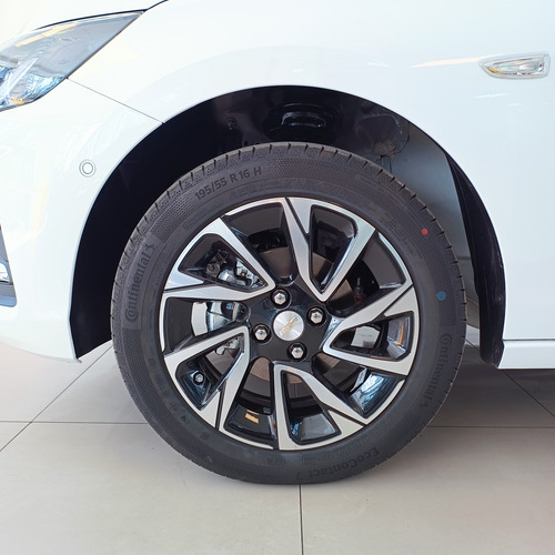 Chevrolet Onix plus 1.0 Turbo Premier At 2026