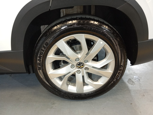 Volkswagen Taos 1.4 250 Tsi Comfortline At L/24 2025