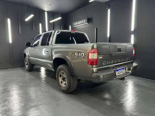 Chevrolet S-10 2.8TD DC 4X2 L09 2010