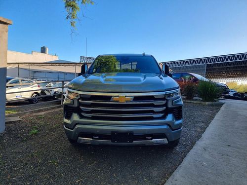 Chevrolet Silverado 5.3 V8 High Country 2025